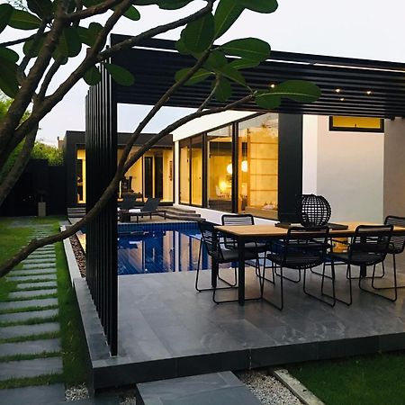 Villoft Zen Living Resort Thalang Eksteriør billede